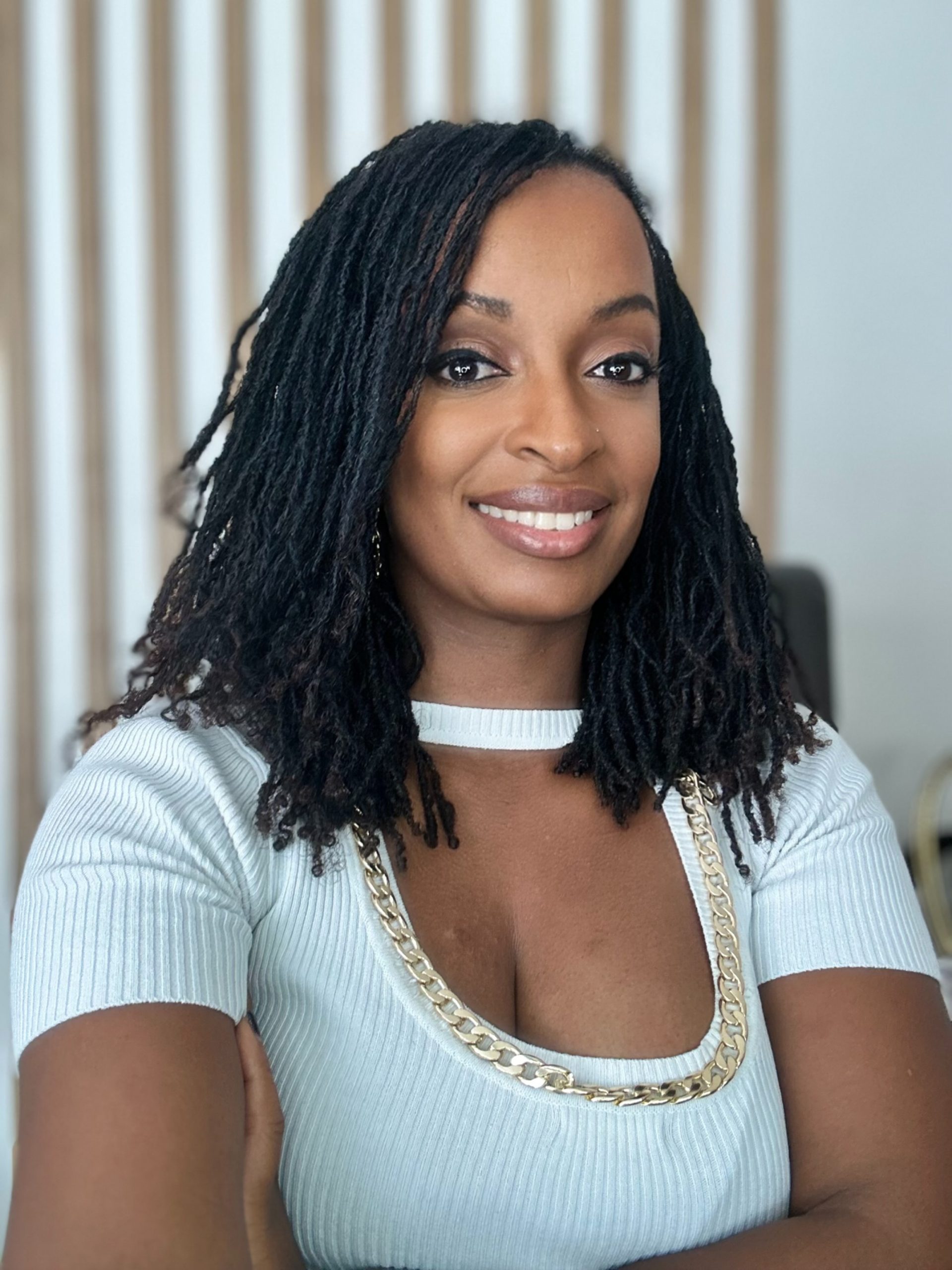 Léa CLOVIS - Assistante administrative - Le PLESSIS-TREVISE (94)